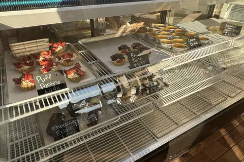 Claire's Classy Cake Shop photo 4